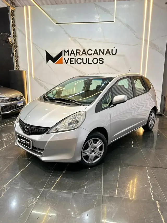 Carro Honda Fit 2013 DX 1.4 (Flex)