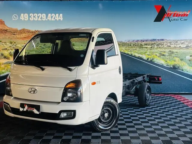 Caminhão Hyundai HR 2017 2.5 CRDi Longo sem Caçamba