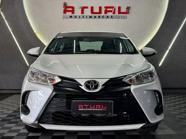Carro Toyota Yaris Sedan 2024 XL 1.5 Flex 16V 4p Aut.