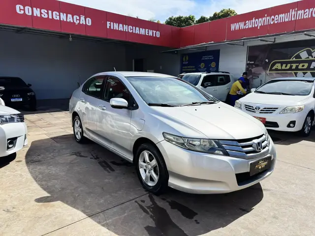 Carro Honda City 2011 LX 1.5 CVT (Flex)