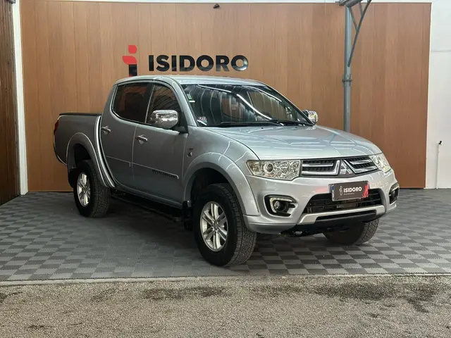 Carro Mitsubishi L200 Triton Sport 2017 3.5 V6 HPE 4WD (Flex) (Aut)