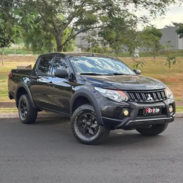 Carro Mitsubishi L200 Triton Outdoor 2024 GLX 2.4 Turbo