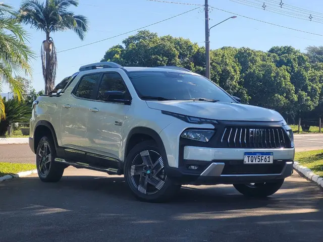 Carro Fiat Toro 2026 Volcano 2.2 4x4 TB