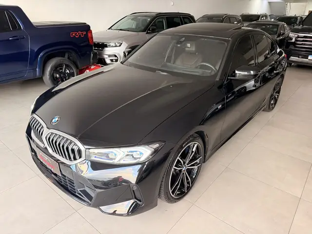Carro BMW 320i 2024 M Sport 2.0 Turbo (Aut.)