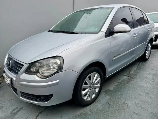 Carro Volkswagen Polo Sedan 2010 COMFORT. I MOTION