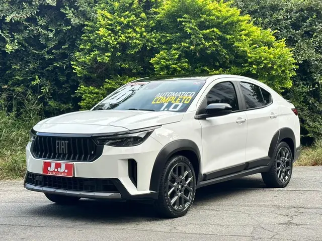 Carro Fiat Fastback 2026 Impetus T200 Hybrid