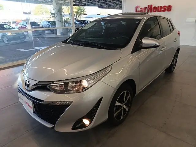 Carro Toyota Yaris 2021 1.5 XLS Connect CVT (Flex)