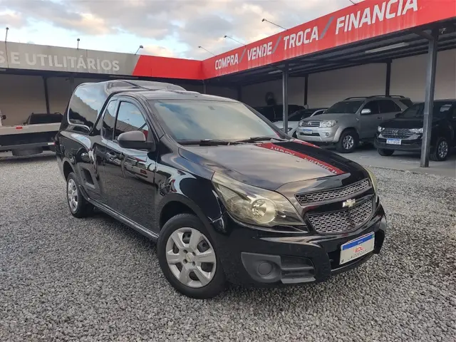 Carro Chevrolet Montana 2019 LS 1.4 (Flex)