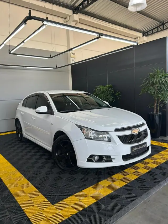 Carro Chevrolet Cruze Sport6 2013 LT 1.8 16V Ecotec (Aut) (Flex)