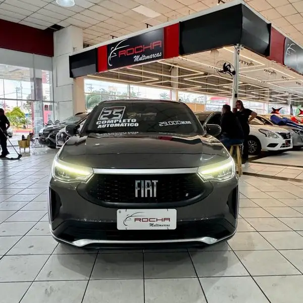 Carro Fiat Fastback 2025 Audace