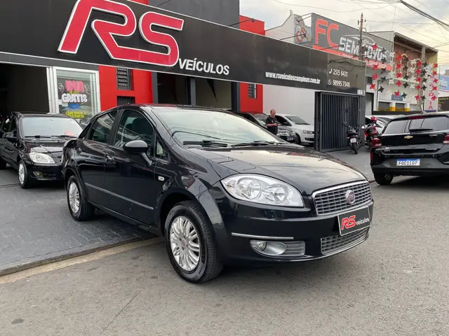 Carro Fiat Linea 2012 Essence 1.8 16V (Flex)