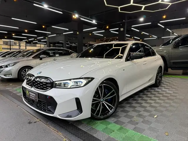 Carro BMW 320i 2023 M Sport 2.0 Turbo (Aut.)