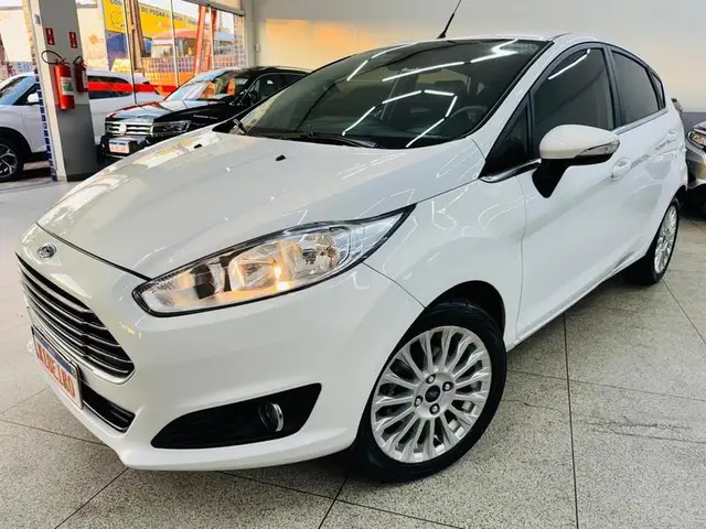 Carro Ford New Fiesta Hatch 2016 New Fiesta Titanium 1.6 16V PowerShift