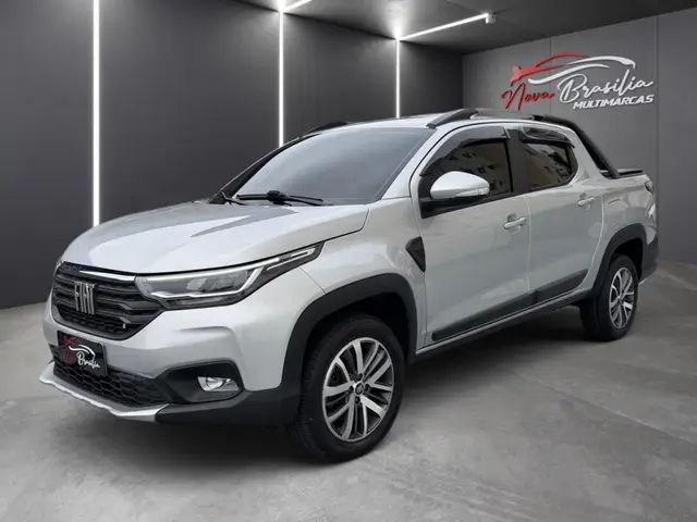 Carro Fiat Strada 2021 Volcano 1.3 CD (Flex)