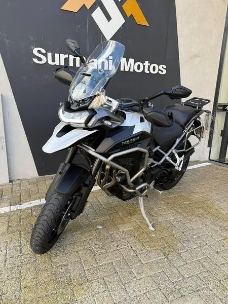Moto Triumph Tiger 1200 2022 GT Explorer