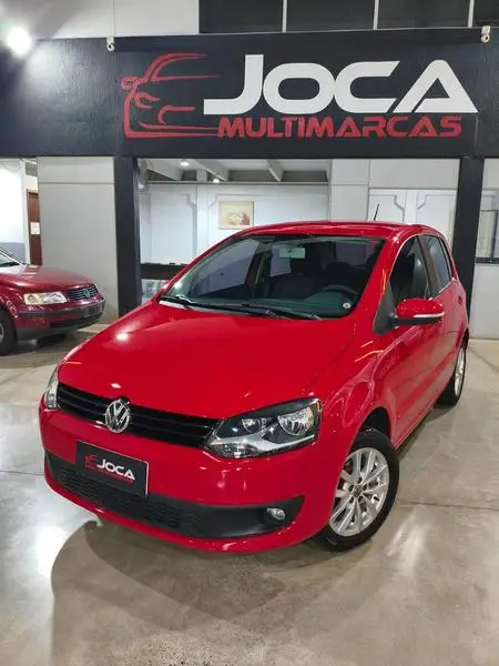 Carro Volkswagen Fox 2014 1.0 TEC (Flex) 4p