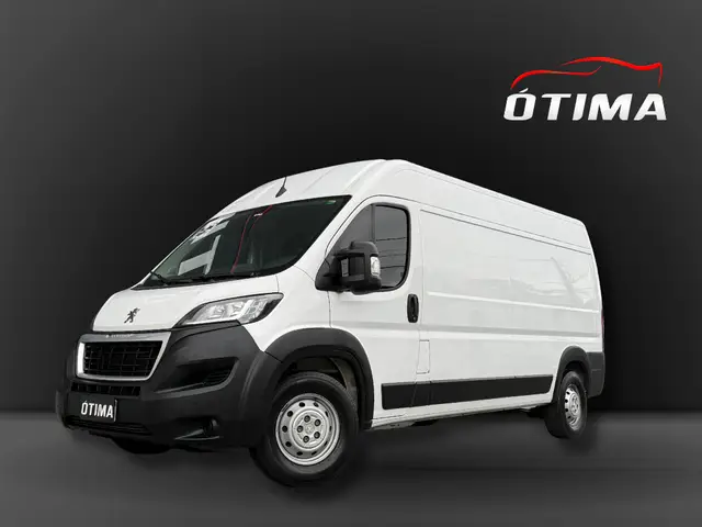 Carro Peugeot Boxer 2023 L3H2 Cargo 2.2