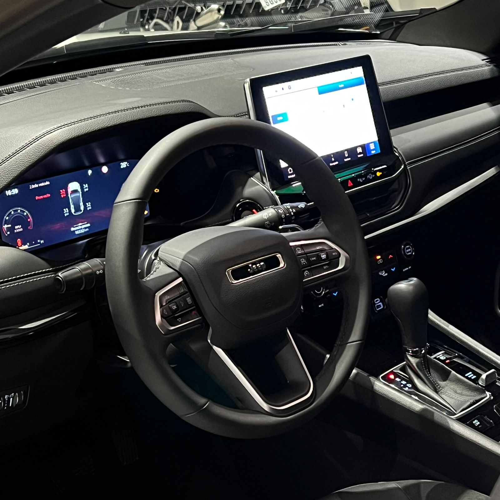 Jeep-Compass-Blackhawk