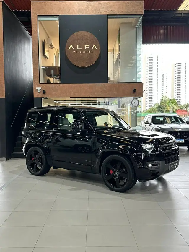 Carro Land Rover Defender 2022 SE 90 2.0 (Aut)