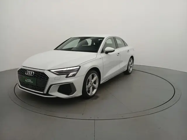 Carro Audi A3 2024 S-Line 2.0 TFSI S-Tron.(Híb.)