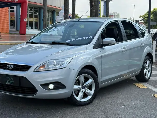 Carro Ford Focus Hatch 2013 GLX 2.0 16V (Flex) (Aut)