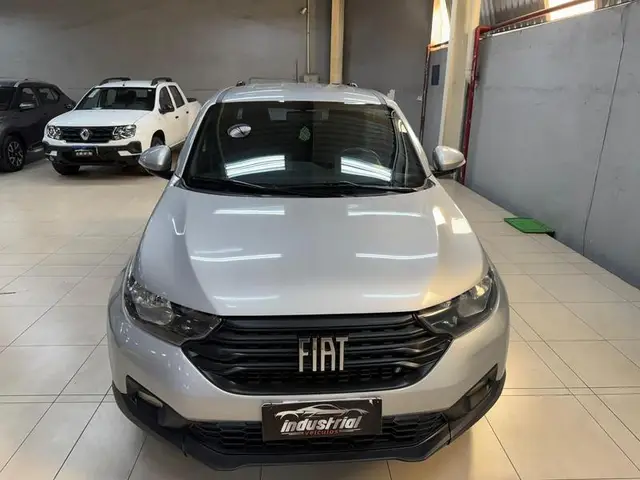 Carro Fiat Strada 2023 Freedom 1.3 CD (Flex)