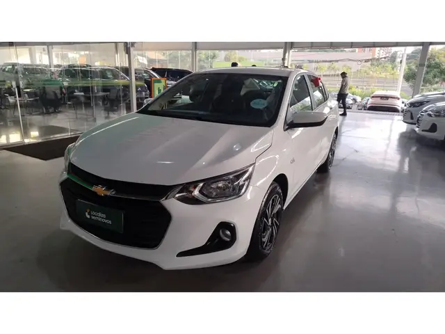 Carro Chevrolet Onix Plus 2025 LT 1.0
