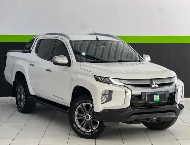 Carro Mitsubishi L200 Triton Sport 2022 HPE-S 2.4 DID-H 4x4 (Aut)