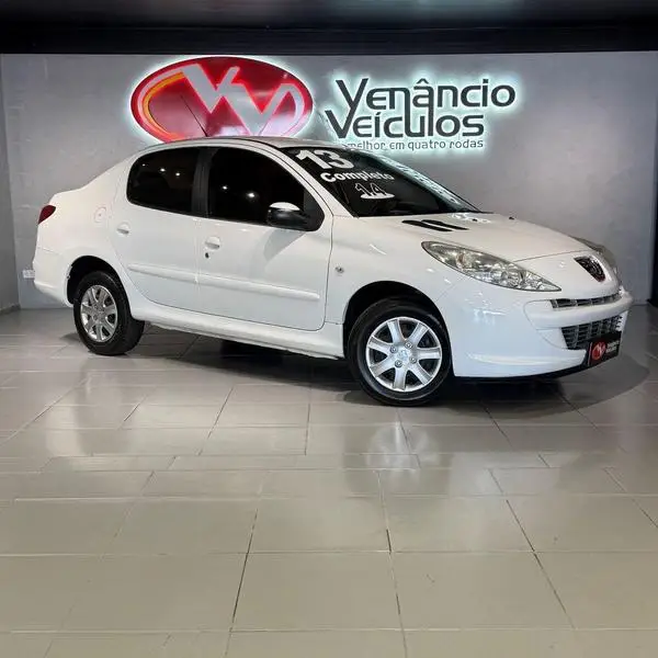 Carro Peugeot 207 Sedan 2013 207 Passion XR 1.4 8V (flex)