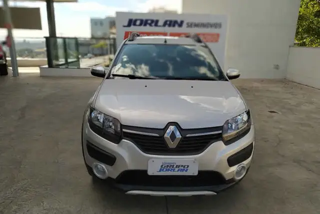Carro Renault Sandero Stepway 2017 1.6 16V SCe (Flex)