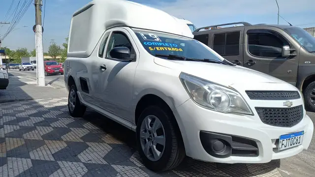 Carro Chevrolet Montana 2019 LS 1.4 (Flex)