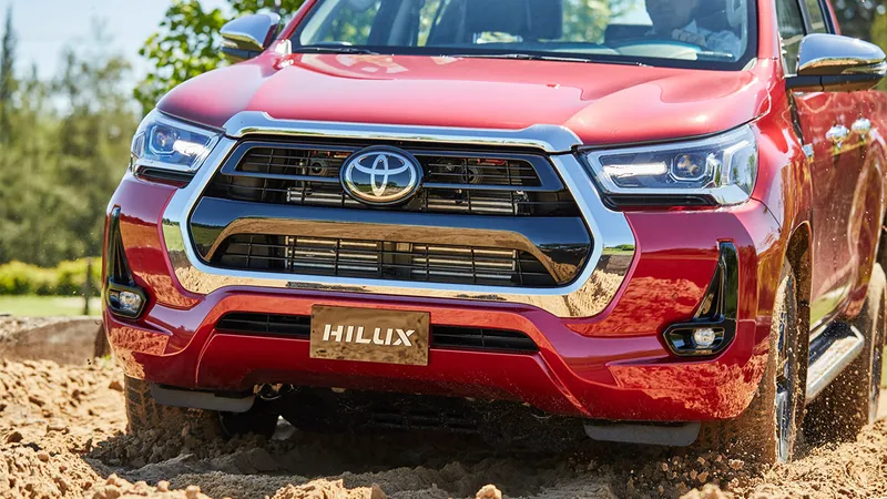 Toyota Hilux terá motor diesel híbrido no Brasil nos próximos anos
