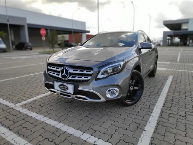 Carro Mercedes-Benz GLA 200 2018 GLA 200 1.6 Enduro
