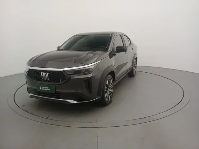 Carro Fiat Fastback 2025 Audace T200 Hybrid