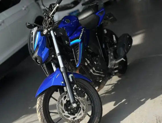 Moto Yamaha Fazer FZ25 2025 Connected