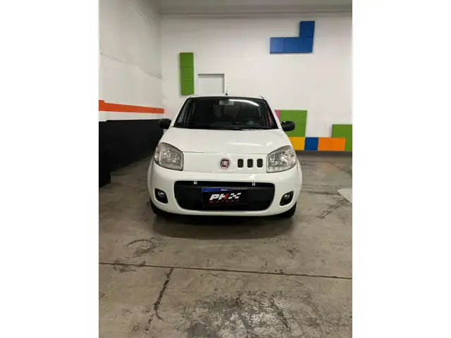 Carro Fiat Uno 2011 Vivace 1.0 8V (Flex) 4p