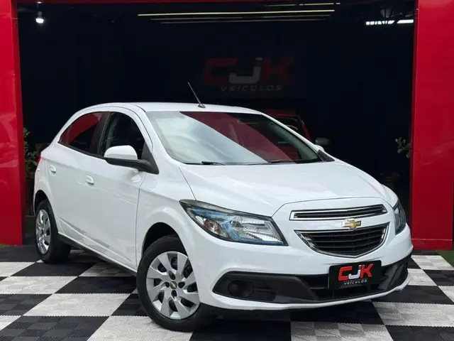Carro Chevrolet Onix 2014 1.4 LT SPE/4