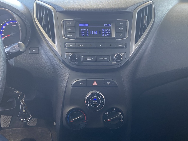 Hyundai HB20 1.0 Unique (Flex)