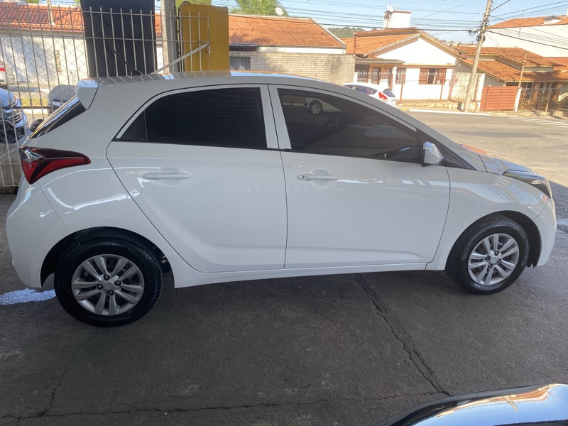 Hyundai HB20 1.0 Unique (Flex)
