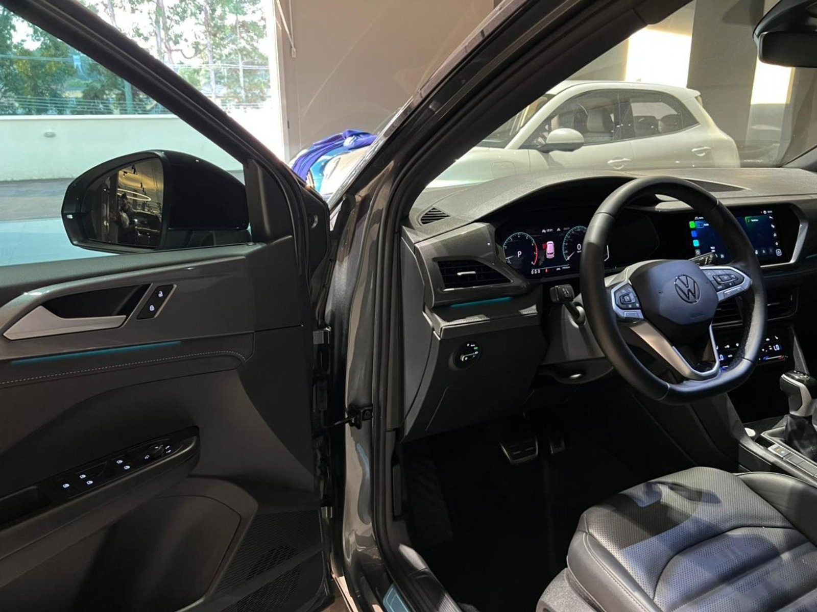 Volkswagen-Taos-Highline 1.4 TSI