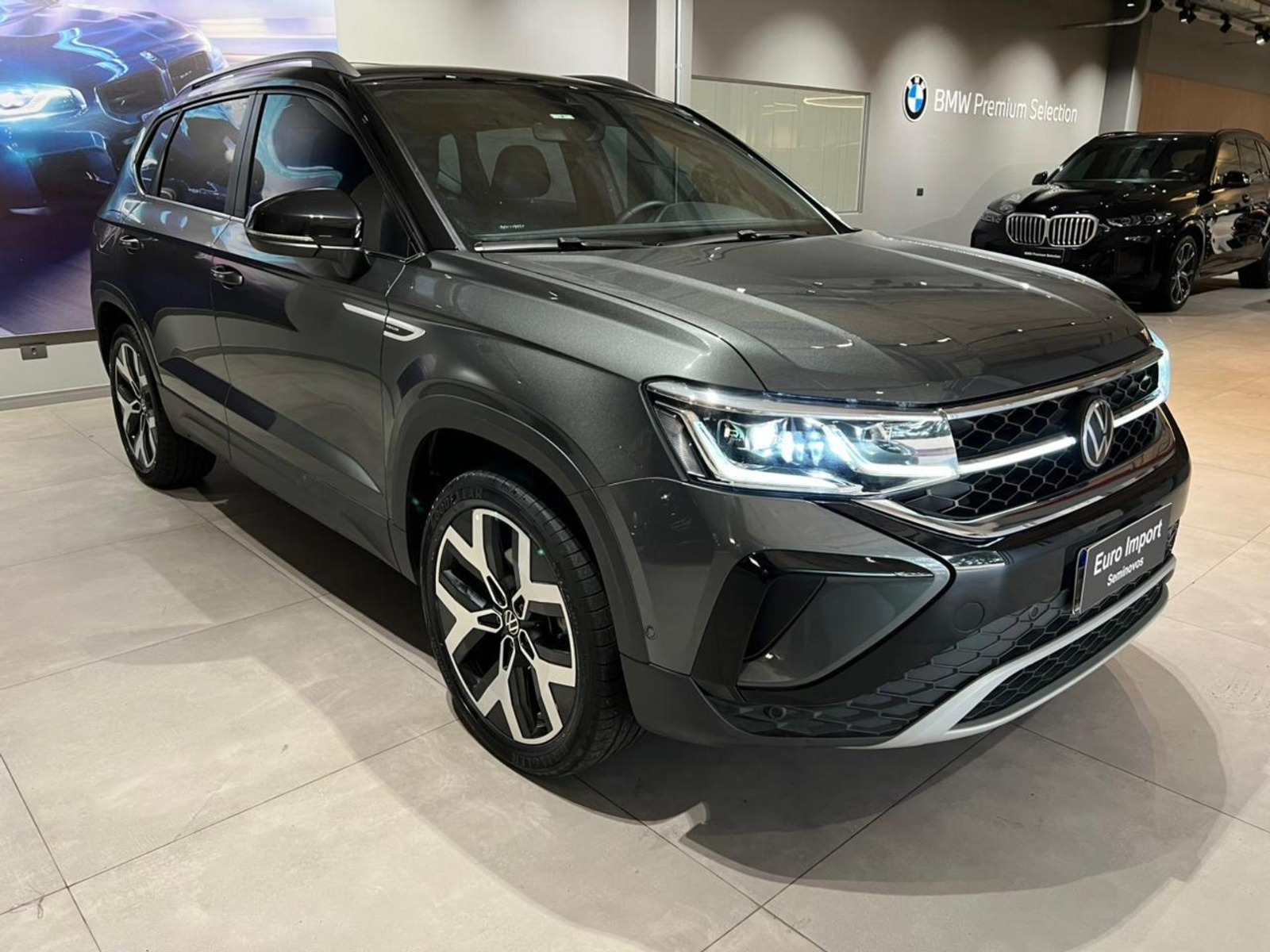 Volkswagen-Taos-Highline 1.4 TSI