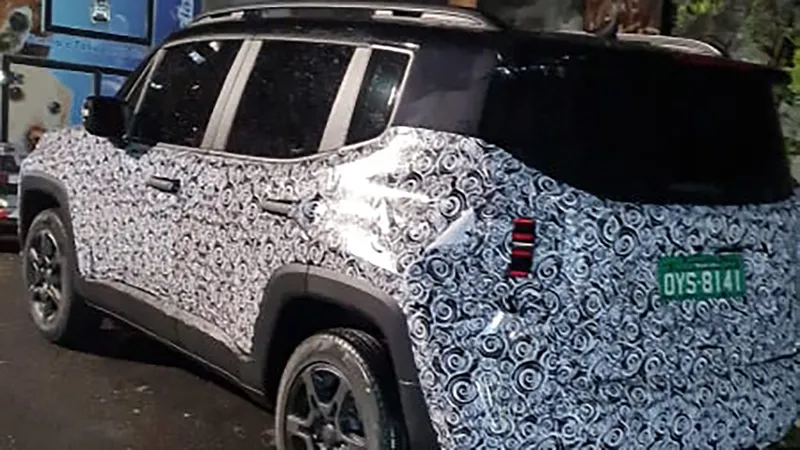 Jeep Renegade turbo de 185 cv será bicolor e terá novas lanternas