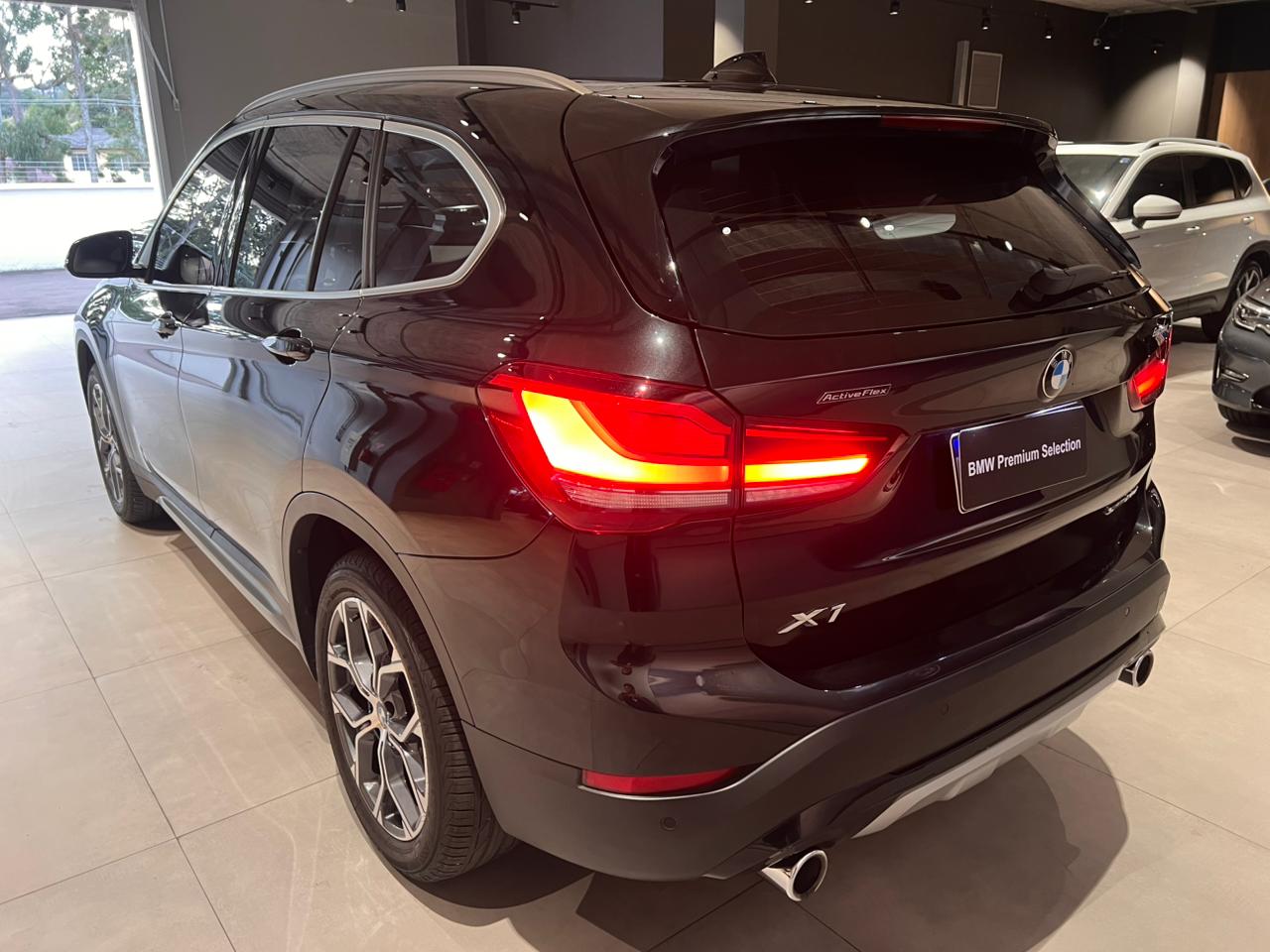 BMW-X1-sDrive20i X-Line 2.0 Turbo (Flex) (Aut)