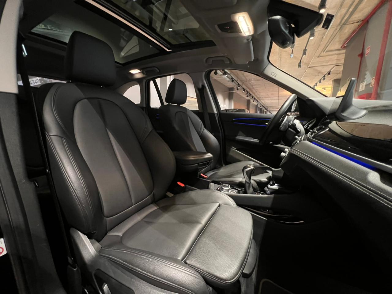 BMW-X1-sDrive20i X-Line 2.0 Turbo (Flex) (Aut)