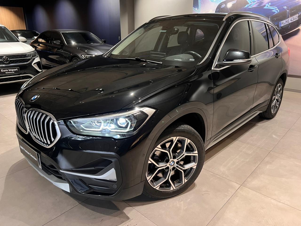 BMW-X1-sDrive20i X-Line 2.0 Turbo (Flex) (Aut)