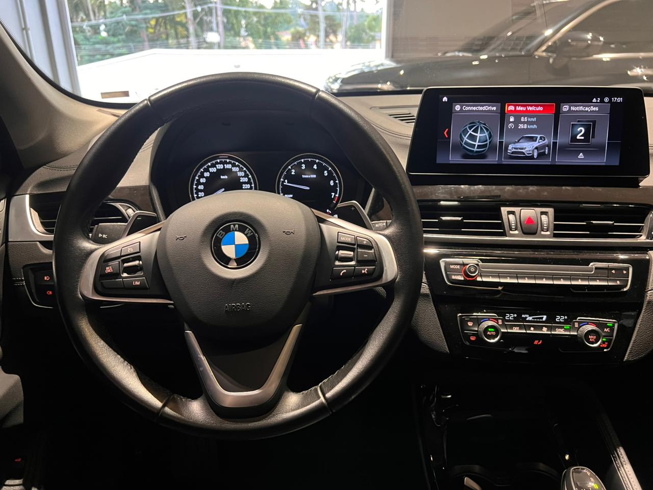BMW-X1-sDrive20i X-Line 2.0 Turbo (Flex) (Aut)