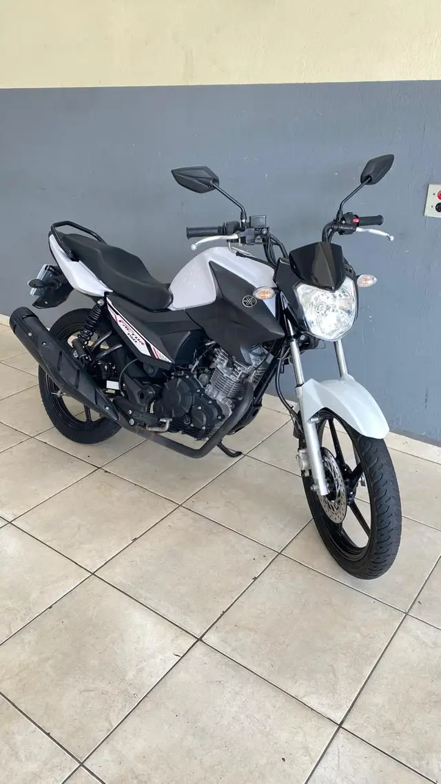 Moto Yamaha YBR 150 Factor 2023 150i ED