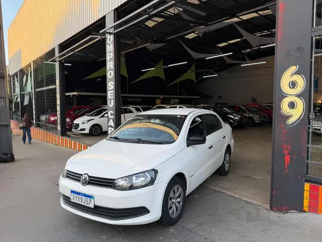 Carro Volkswagen Voyage 2015 1.6 Trendline (Flex)