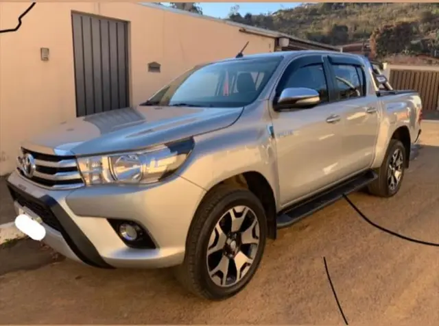 Carro Toyota Hilux Cabine Dupla 2016 Hilux 2.8 TDI SRV CD 4x4 (Aut)