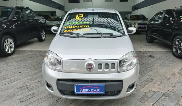 Carro Fiat Uno 2012 Vivace Celeb. 1.0 8V (Flex) 4p